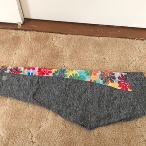 Lularoe Jade workout Capri size large